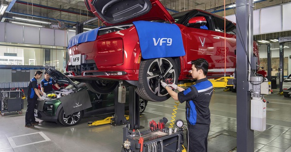 ‘Thừa xe, thiếu thợ’: VinFast muốn đào tạo 2.000 thợ sửa ô tô và 1.200 thợ xe máy điện, miễn 100% học phí