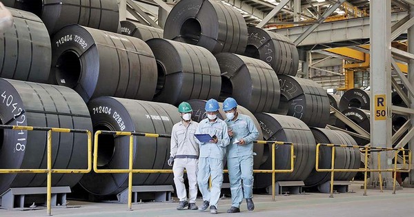 Nước đi cao tay “bỏ ngoài giữ trong” của tỷ phú Trần Đình Long: Doanh thu xuất khẩu rơi 43%, vẫn lãi đậm hơn 15.500 tỷ