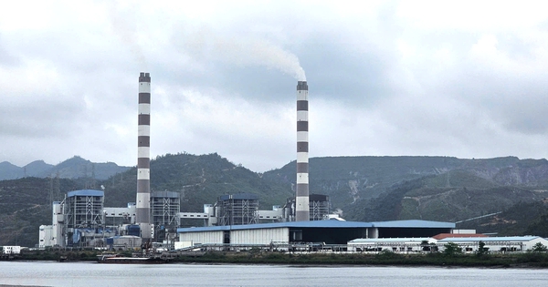 Vì sao Nhà máy nhiệt điện Quảng Ninh vẫn hoạt động dù vi phạm xả thải?