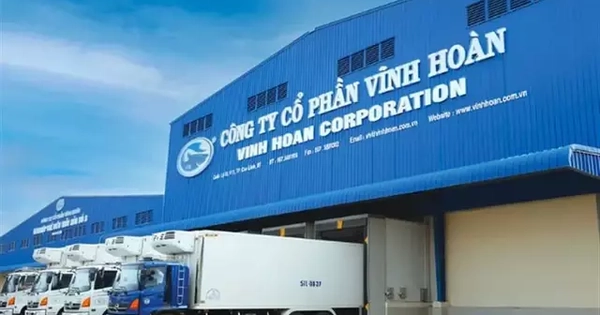 Lãnh đạo doanh nghiệp rầm rộ mua bán cổ phiếu
